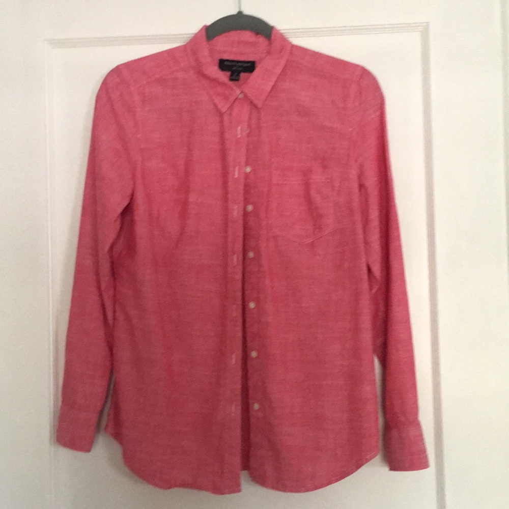 Banana Republic washed soft red “chambray shirt!